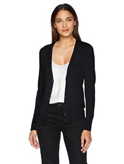 Amazon Essentials Women's Classic Fit Lightweight Long-Sleeve Vee Cardigan Sweater